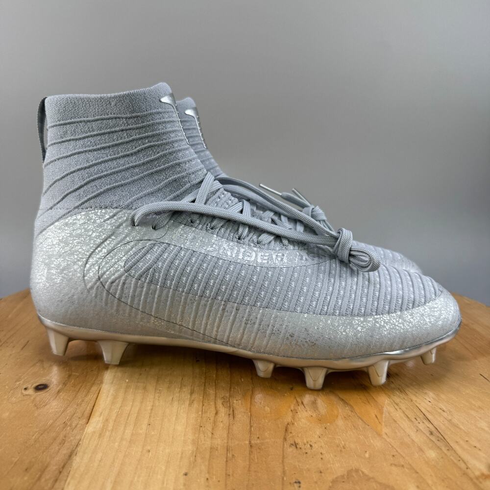 Under Armour‎ Highlight 2 MC Men’s Size 9 Knit Football Cleats 3027304-099